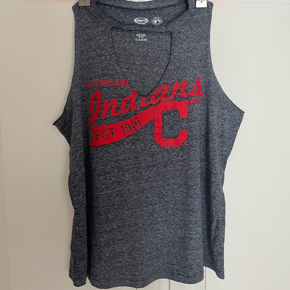 Never worn !  Super soft ! Indians tank